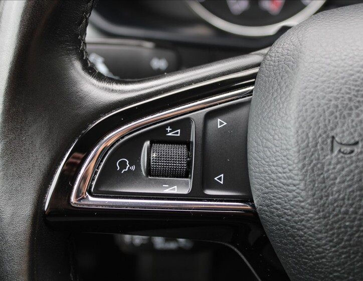 Škoda Superb 19