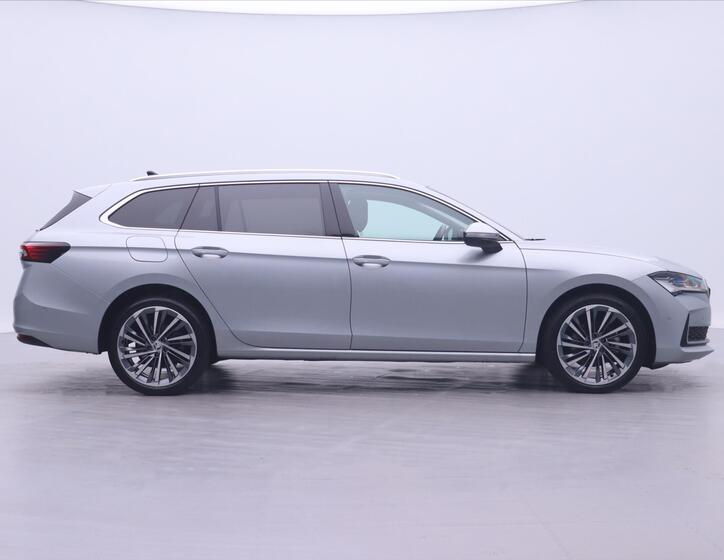 Škoda Superb 8