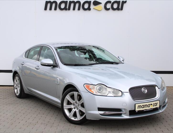 Jaguar XF 1