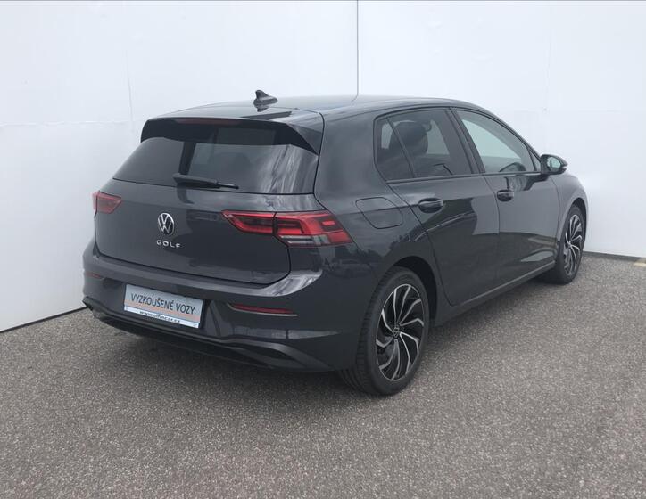 Volkswagen Golf 2