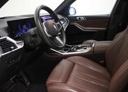BMW X7 6