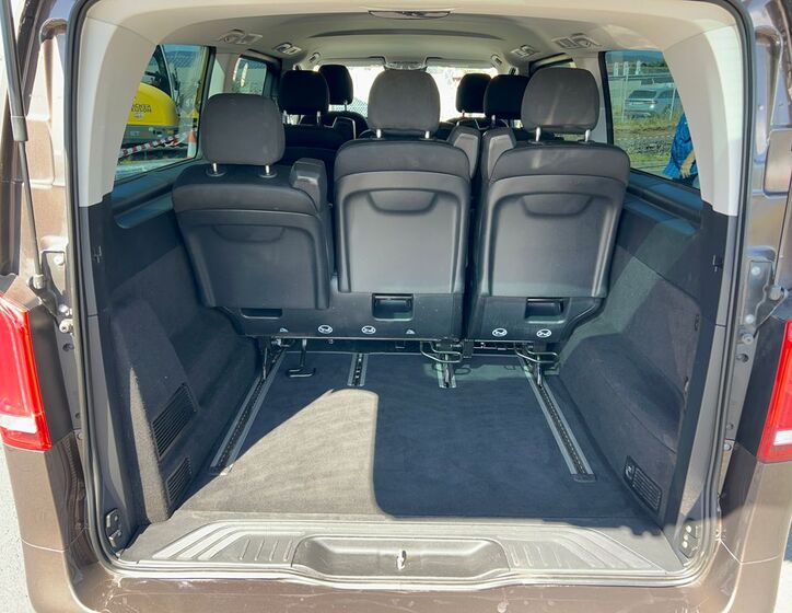 Mercedes-Benz Vito 12