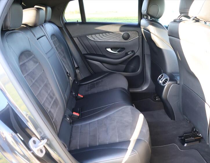 Mercedes-Benz GLC 17