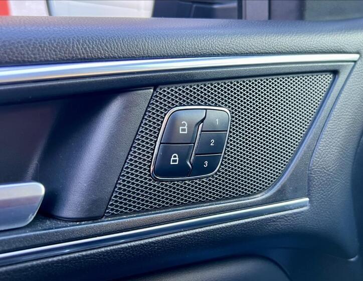 Ford Galaxy 43