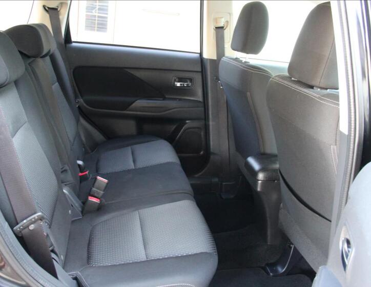 Mitsubishi Outlander 19