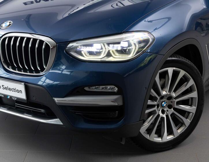 BMW X3 7