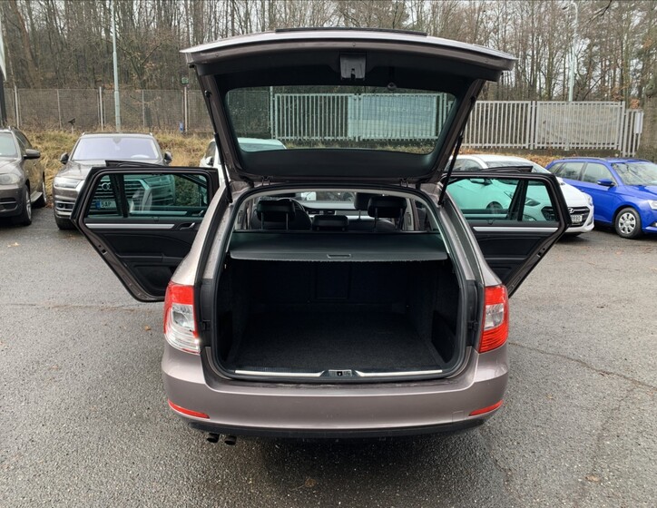 Škoda Superb 18