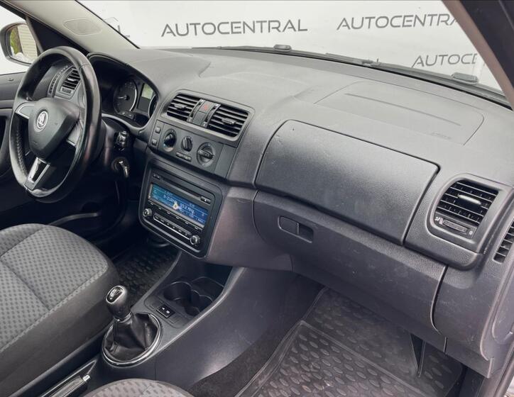 Škoda Roomster 17