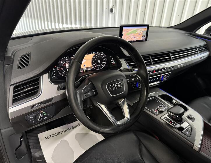 Audi Q7 16