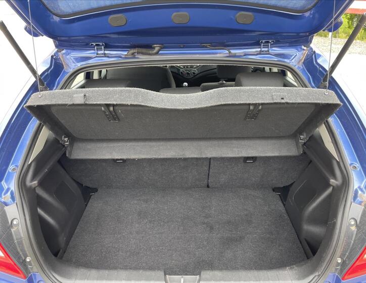 Suzuki Baleno 9