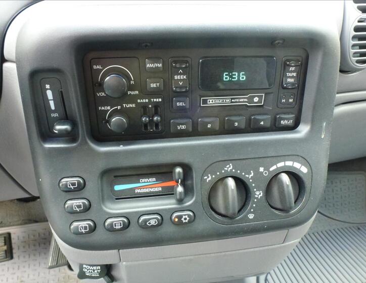 Dodge Grand Caravan 35