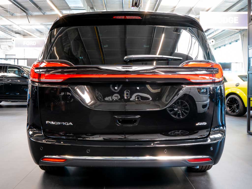 Chrysler Pacifica