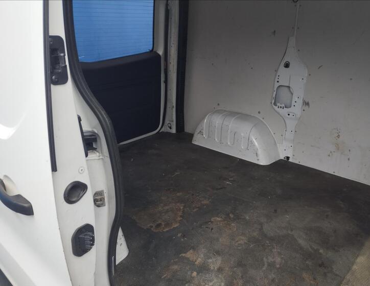 Opel Vivaro 12
