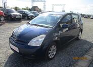 Toyota Corolla Verso 3