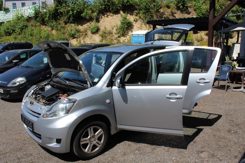 Daihatsu Sirion