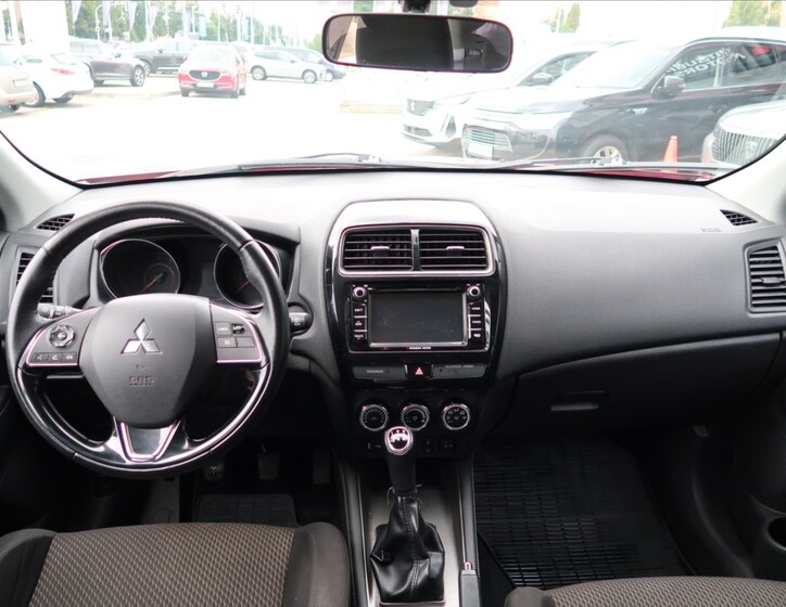 Mitsubishi ASX 13