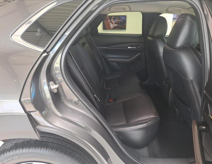 Mazda CX-30 5