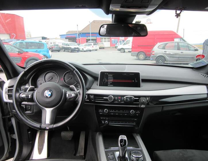 BMW X5 12