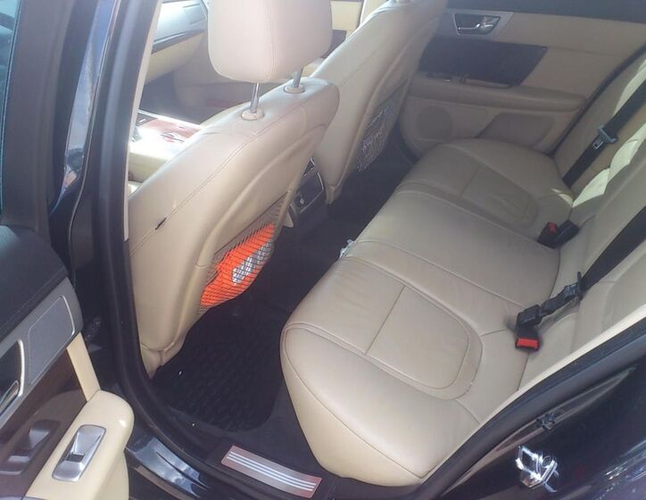 Jaguar XF 12
