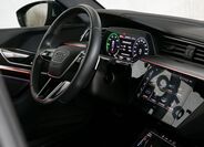 Audi e-tron 17