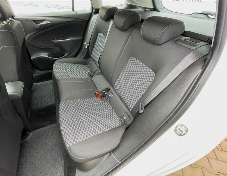 Opel Astra 18