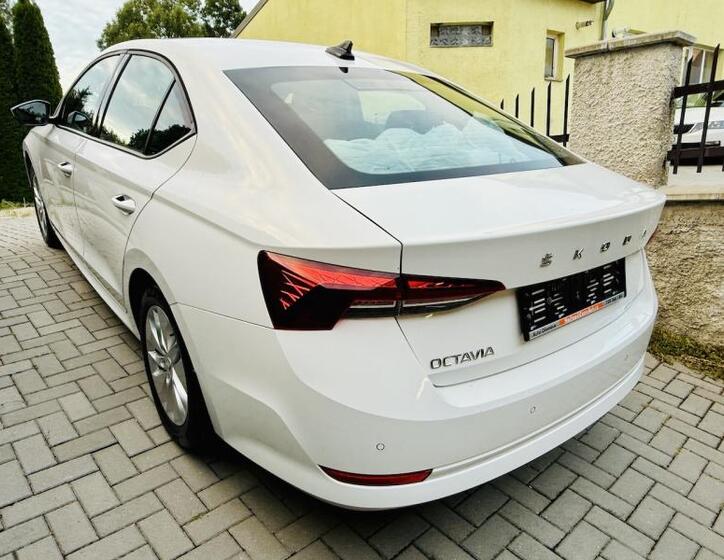 Škoda Octavia 14