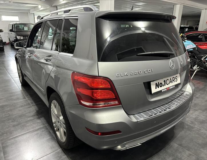 Mercedes-Benz GLK 4