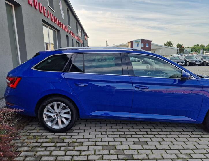 Škoda Superb 43