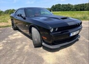Dodge Challenger 1