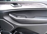 Jeep Grand Cherokee 24