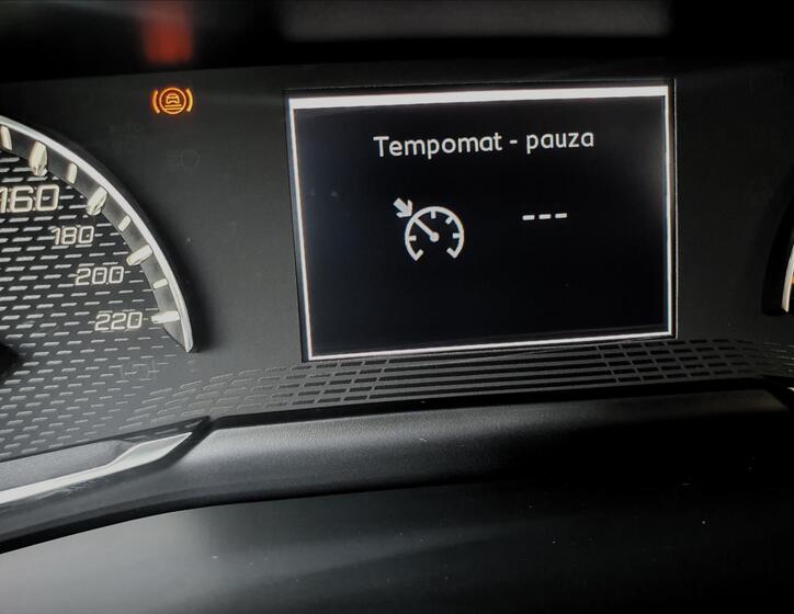 Peugeot 2008 24