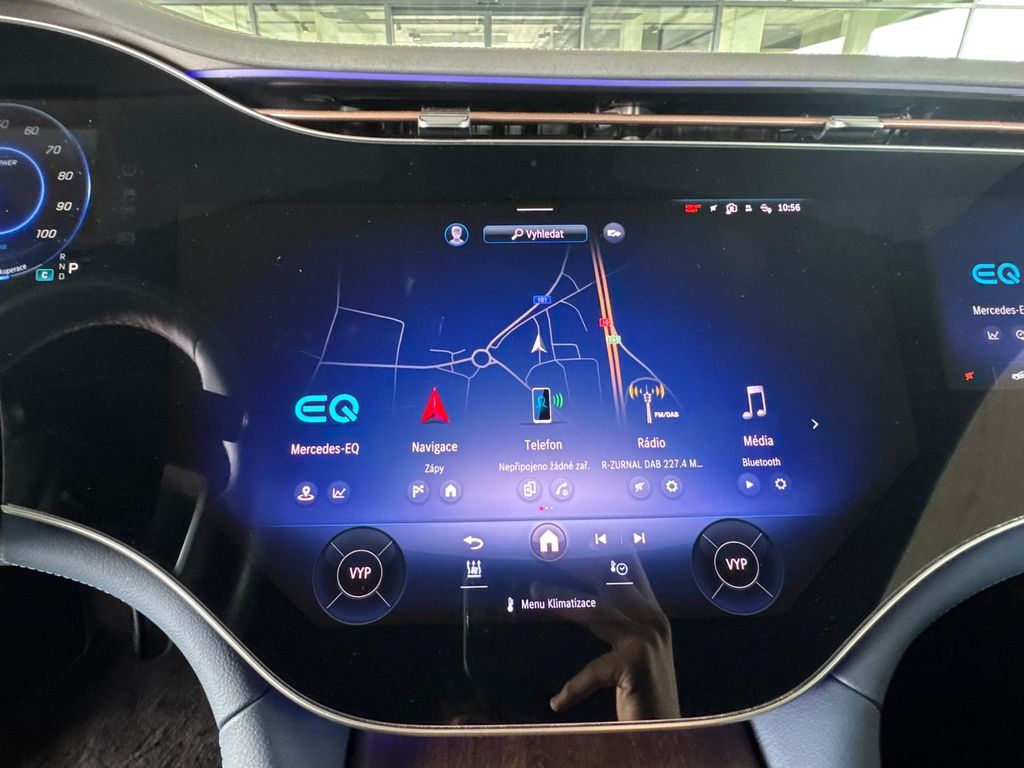 Mercedes-Benz EQS