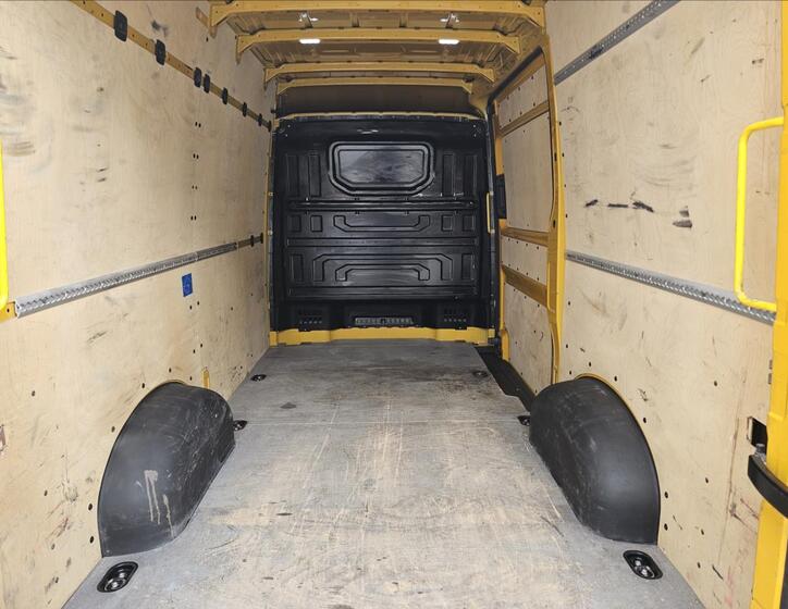 Volkswagen Crafter 44