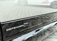Land Rover Defender 13