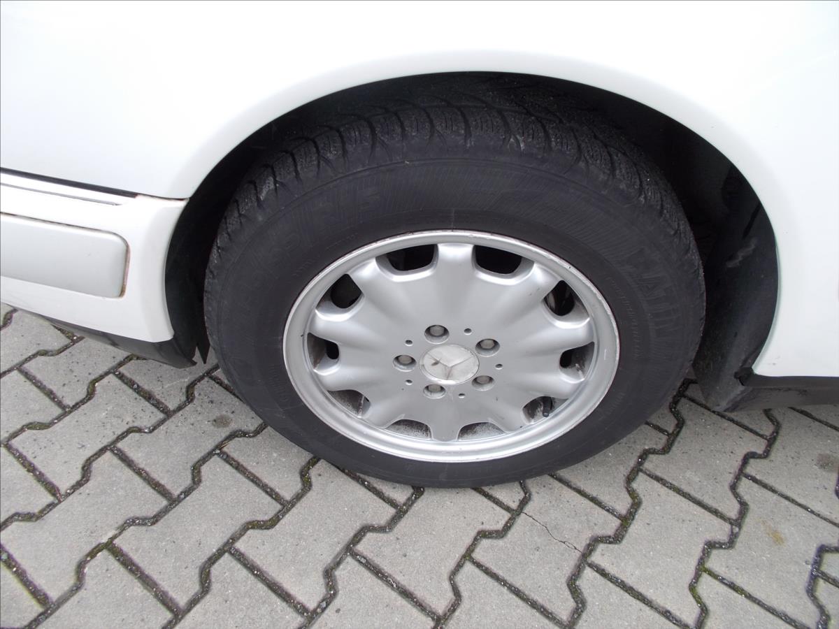 Mercedes-Benz Třídy E