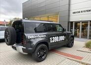 Land Rover Defender 5