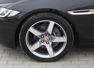 Jaguar XE 9