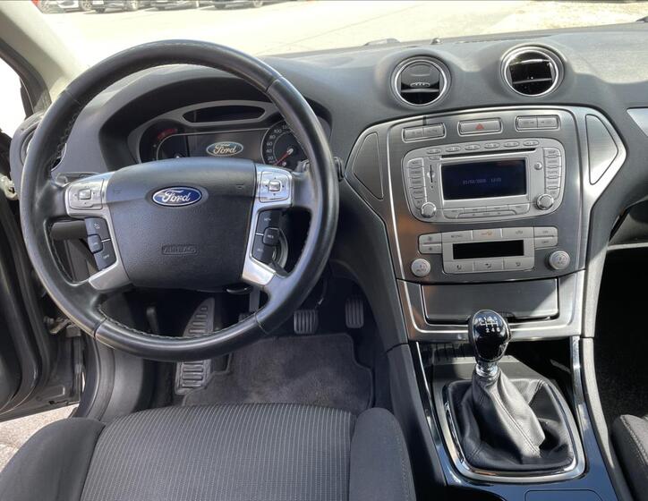 Ford Mondeo 9