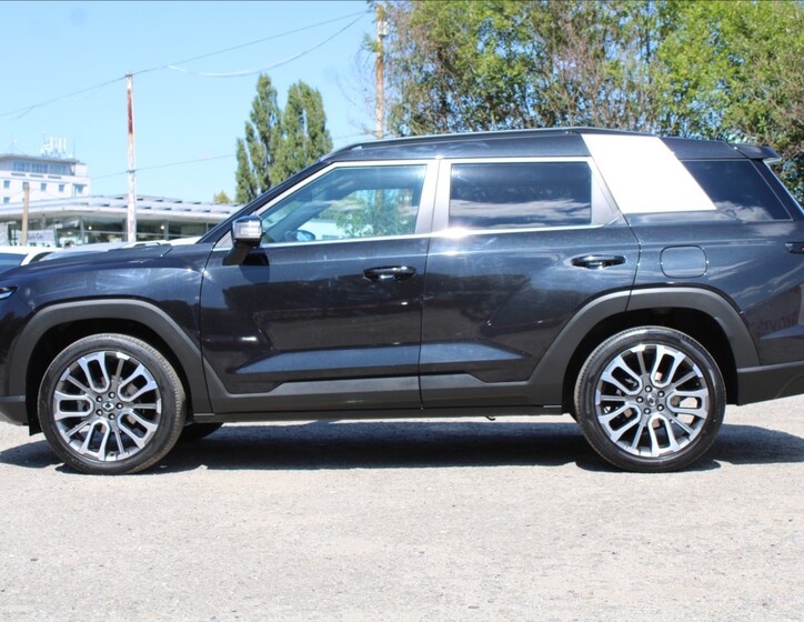 SsangYong Torres 8