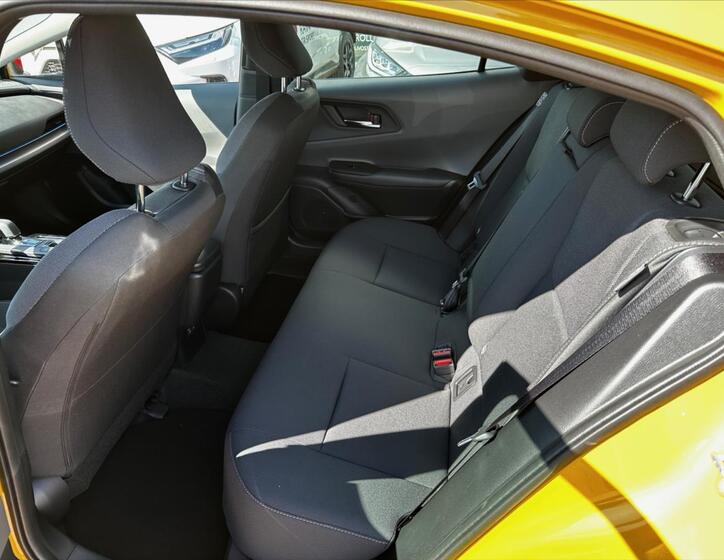 Toyota Prius 7
