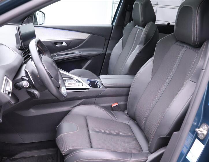 Peugeot 5008 12