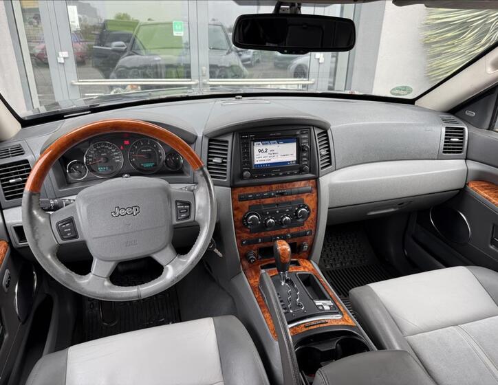 Jeep Grand Cherokee 18