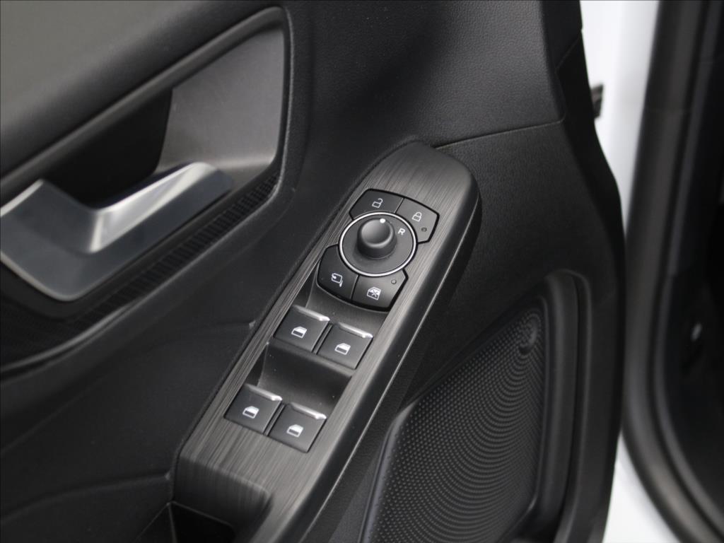 Ford Kuga 22