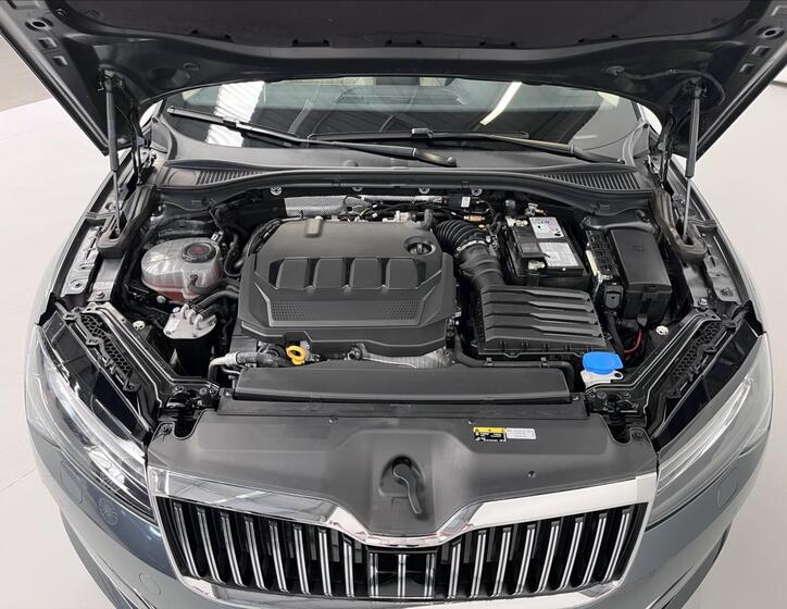 Škoda Superb 30