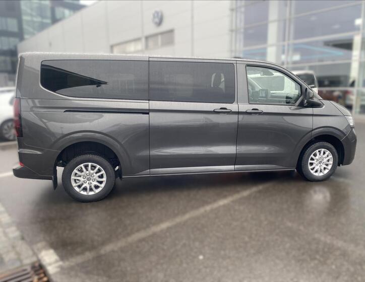 Volkswagen Caravelle 2