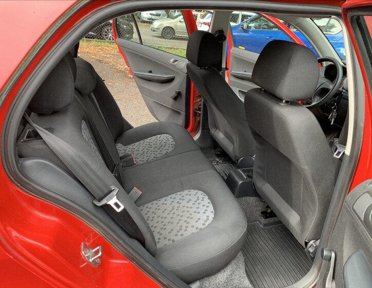 Škoda Fabia 16