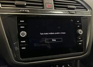 Volkswagen Tiguan 8