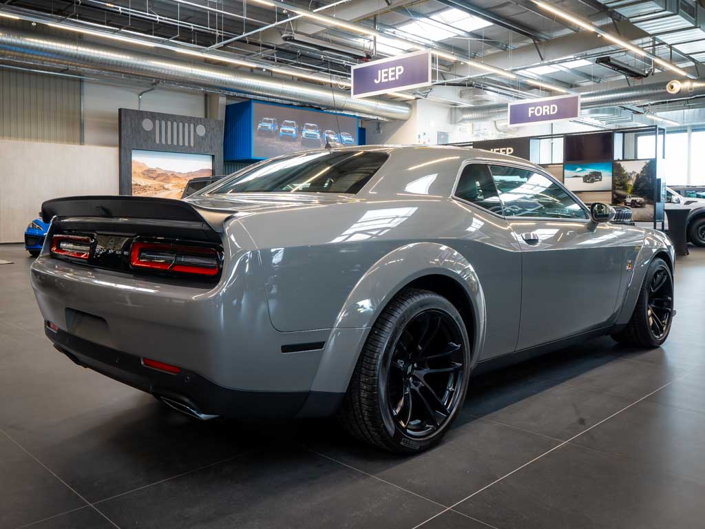 Dodge Challenger