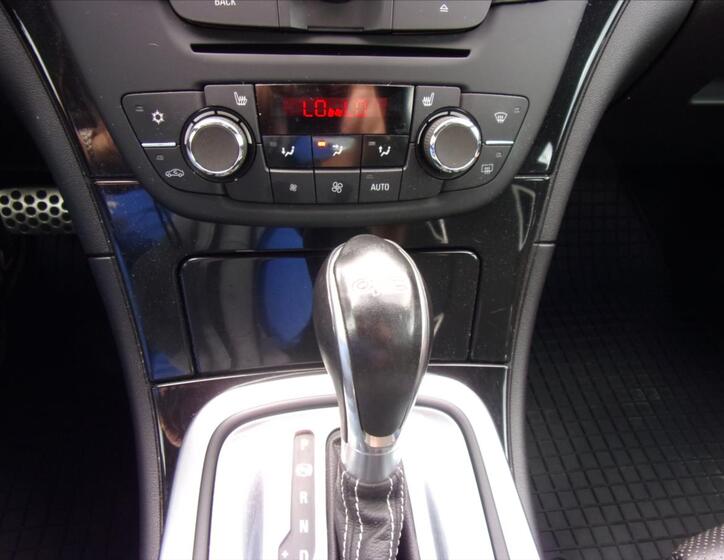 Opel Insignia 21