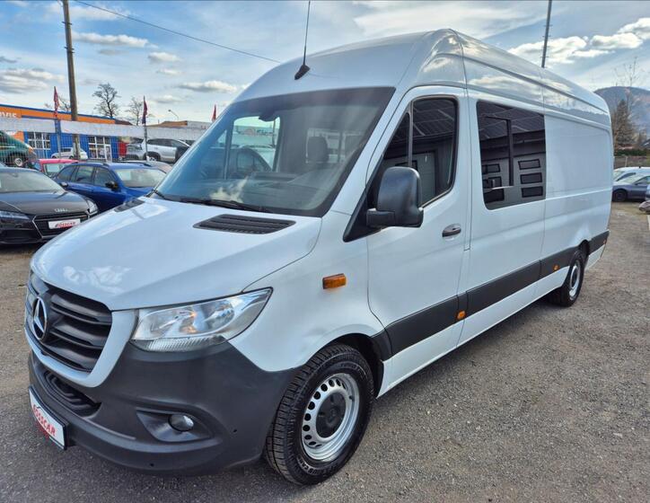 Mercedes-Benz Sprinter 1